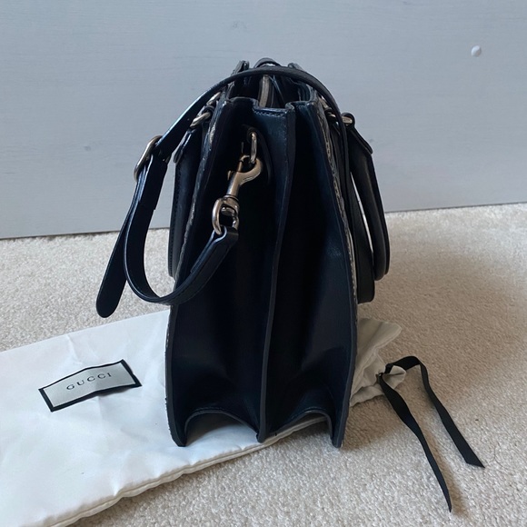 **AUTHENTIC GUCCI ARABESQUE HANDBAG** - Picture 3 of 16